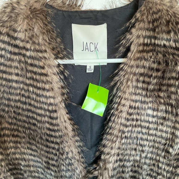 Jack by BB Dakota Faux Fur Striped Vest - Size S - Picture 4 of 12